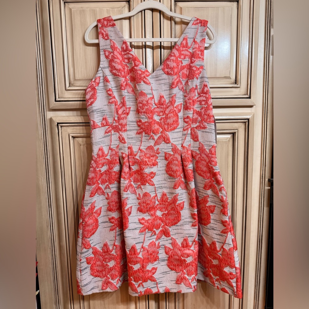 Donna Ricco Red Floral Dress w/ Pockets